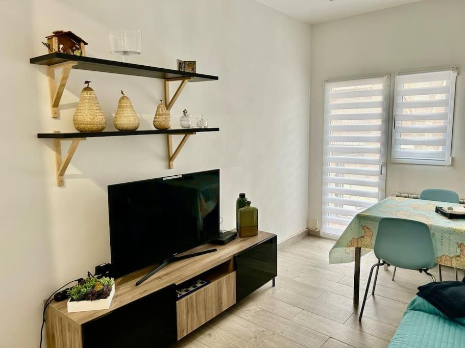 Centrico Apartamento Bien Ubicado Para 5, 3 Hab Alcobendas Luaran gambar