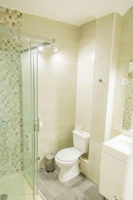 Centrico Apartamento Bien Ubicado Para 5, 3 Hab Alcobendas Luaran gambar